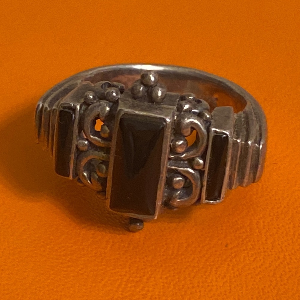 Vintage sterling ring